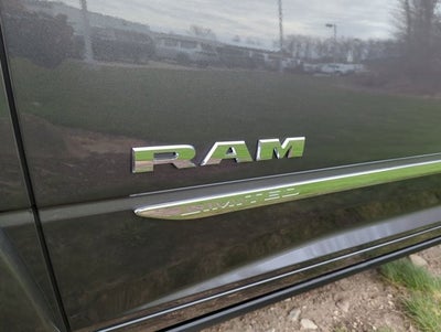 2024 RAM Ram 3500 RAM 3500 LIMITED CREW CAB 4X4 8' BOX